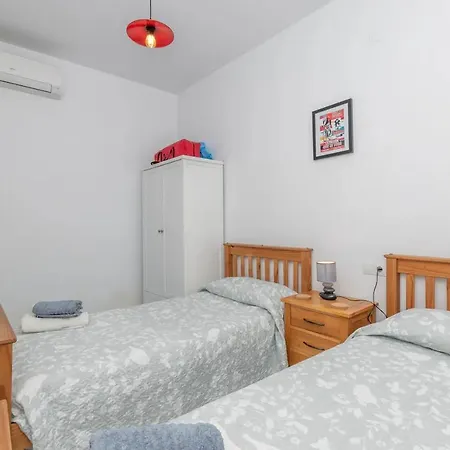 218 Casco Antiguo Lejlighed